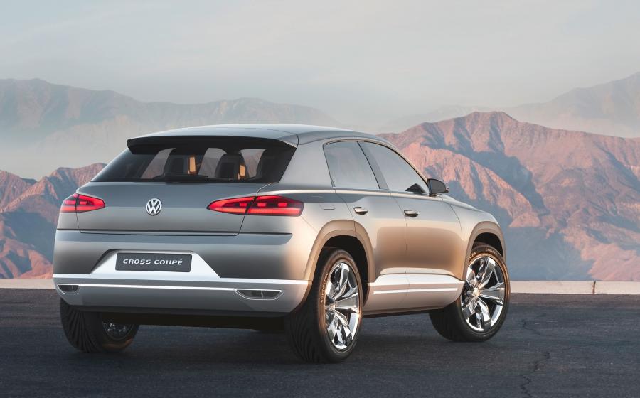  Volkswagen Cross Coupe Concept 2011 года  (фото 6 из 22)